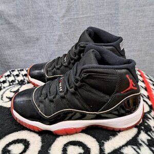 %Size 4.5Y Nike Air Jordan 11 Retro Bred 2019 (GS) AJ1